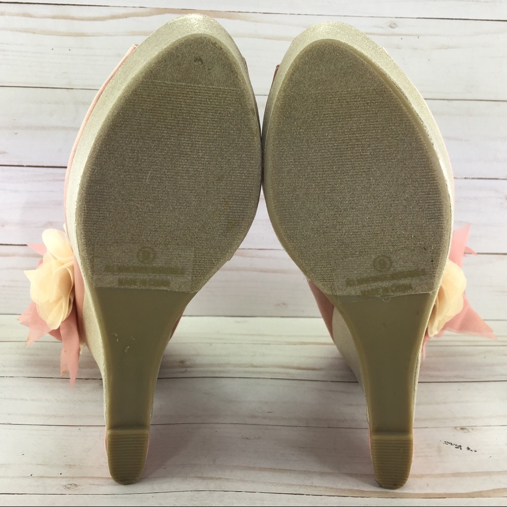 Bertinni Flowerly Wedge Heels Size 9 - Picture 5 of 7